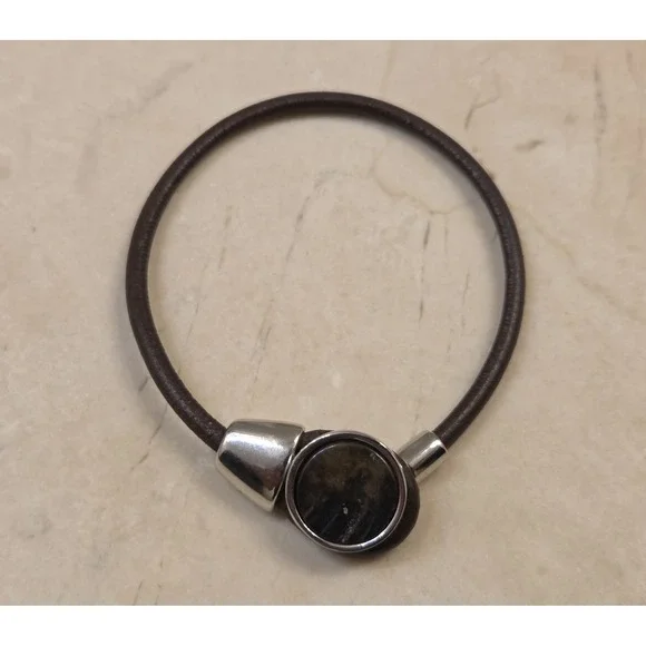 Vintage Ralph Lauren Leather Bracelet With Large Loop Clasp 7" - Picture 2 of 5